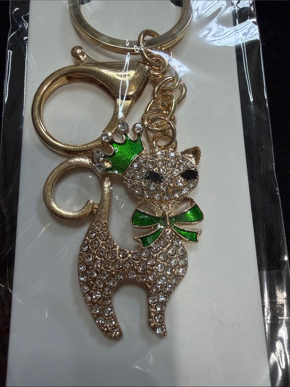 🎀 5 for $25 🎀 Cat keychain / bag charm with green bow and crown gold hardware.